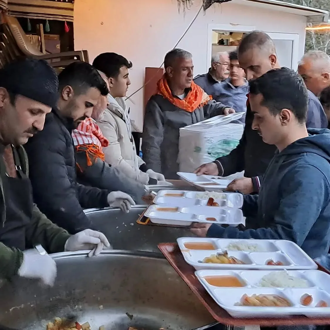 OBA mızda dostlarımız ve akrabalarımızın katılımı ile iftarımızı yaptık. Katılan herkesden…