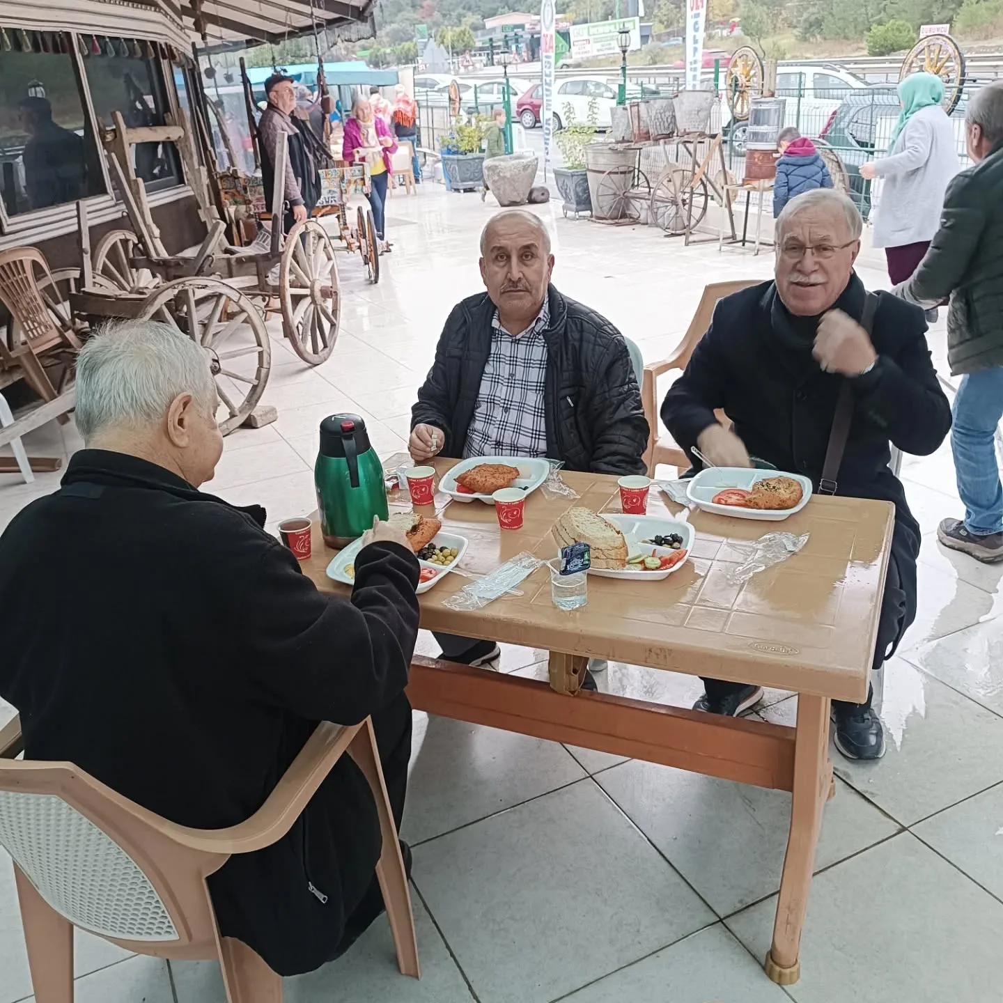 6 Aralık 2025 etkinliği dostlar ve akrabalarımız..