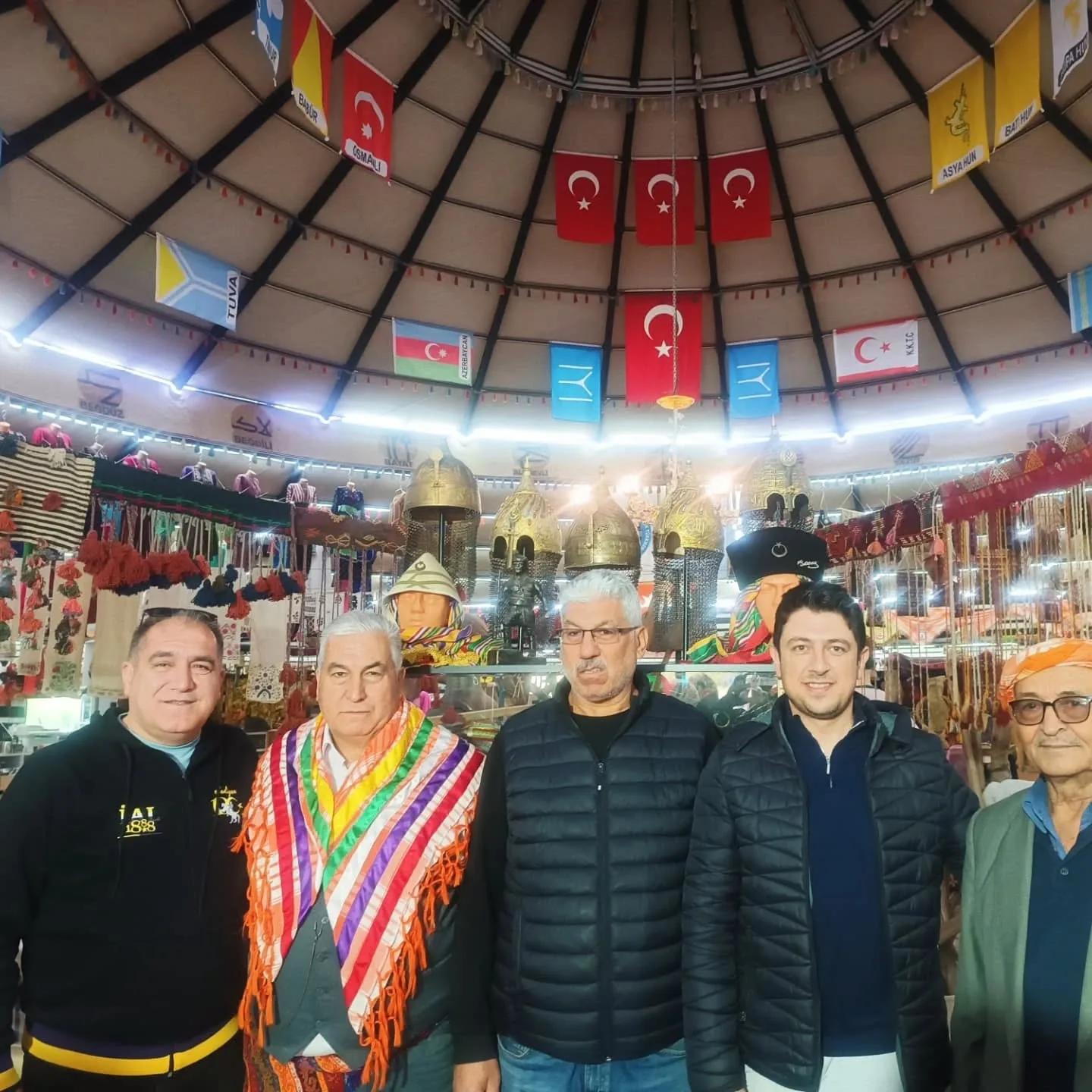 OBA muzemizde Sayın Melek Büyüköztekin , Devlet Türk müzisi konservatuarı öğretim görevlis…