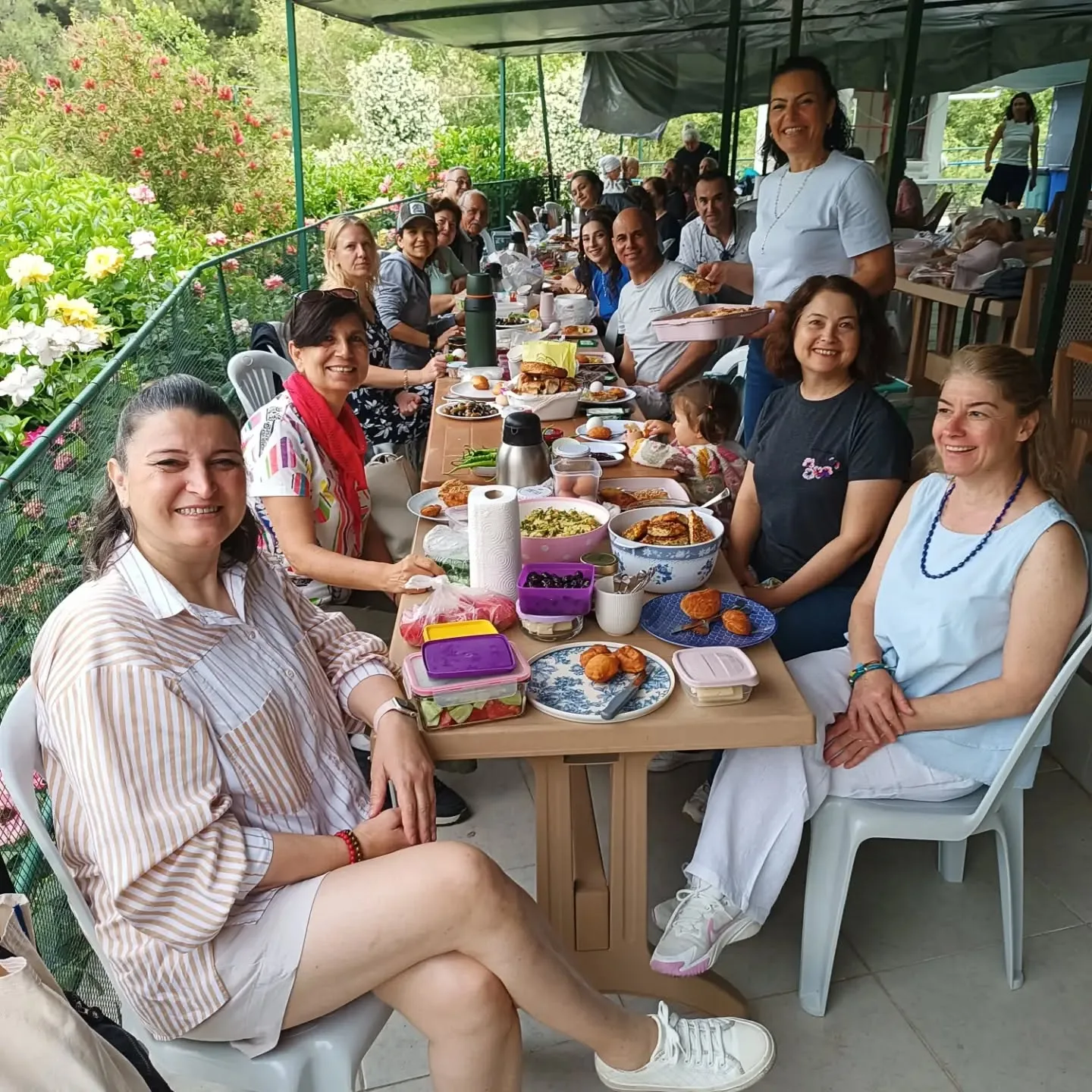 Bornova Türk Halk Müziği Korosu'ndan Oba Müzemize Türkü Dolu Bir Ziyaret