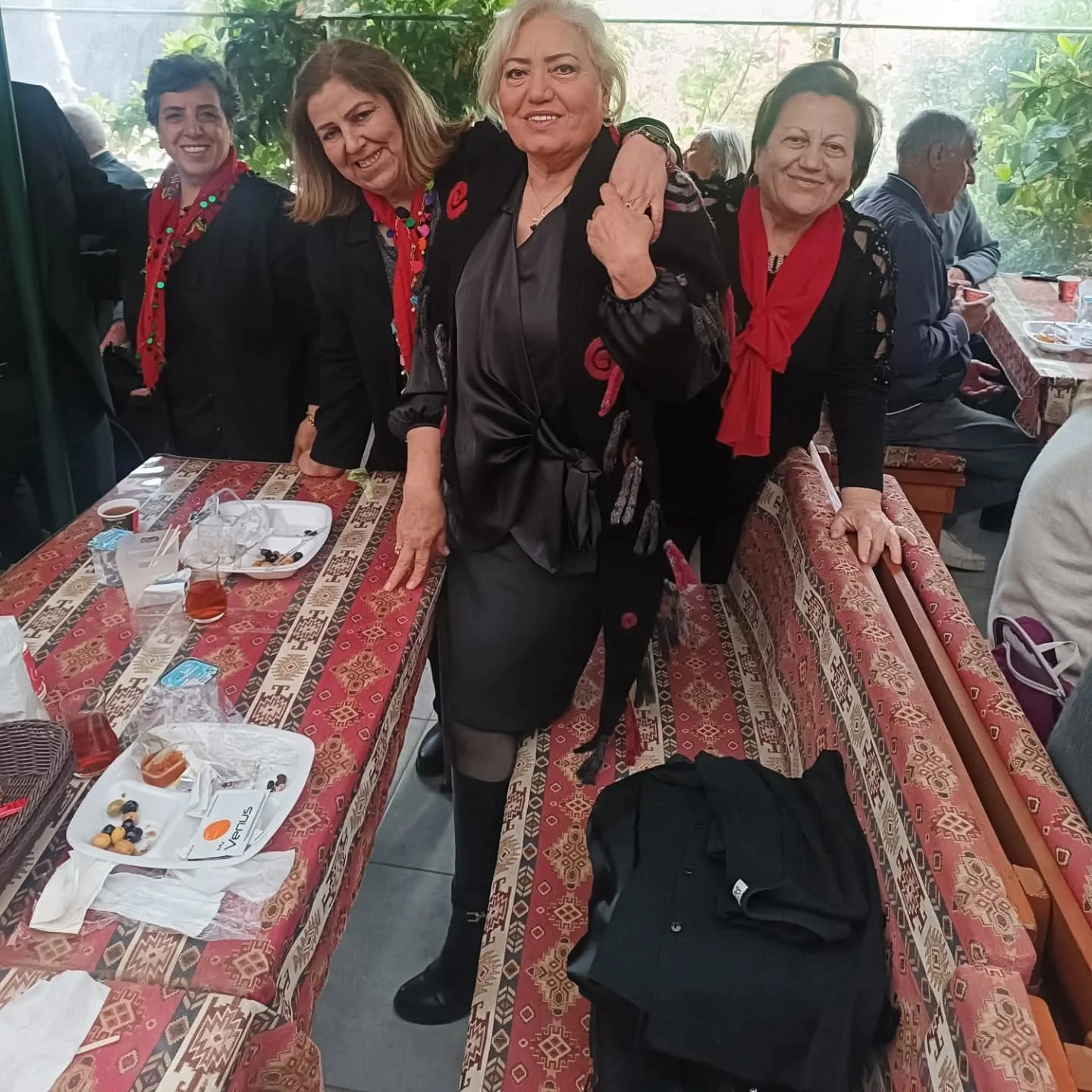 OBA muzemizde Sayın Melek Büyüköztekin , Devlet Türk müzisi konservatuarı öğretim görevlis…