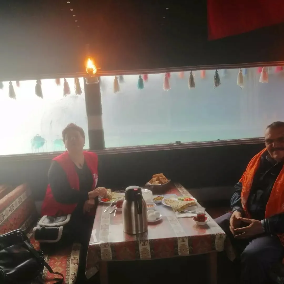 Manisa KIZILAY KADIN KOLLARI OBAMIZI ziyaret ettiler. Kendilerine teşekkür ederiz.