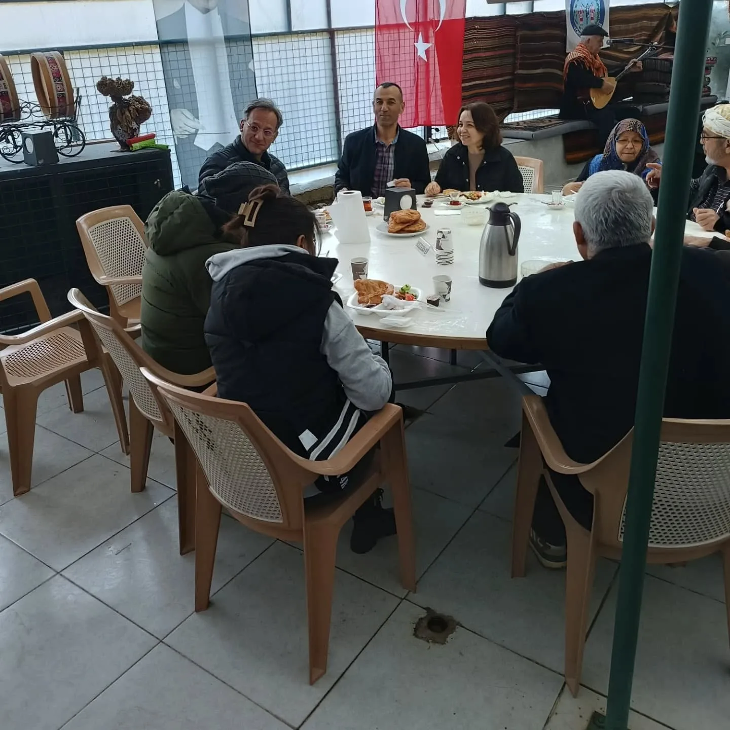 20. Geleneksel kahvaltımızı akrabalarımızla hep beraber yaptık. Hasret giderdik katılım sa…