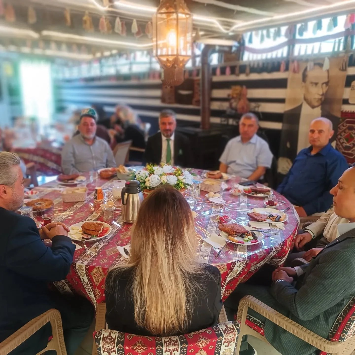 Kaymakam Muzaffer Şahiner, İzmir Aile ve Sosyal Hizmetler İl Müdürü Abdullah Kömürcüoğlu,…