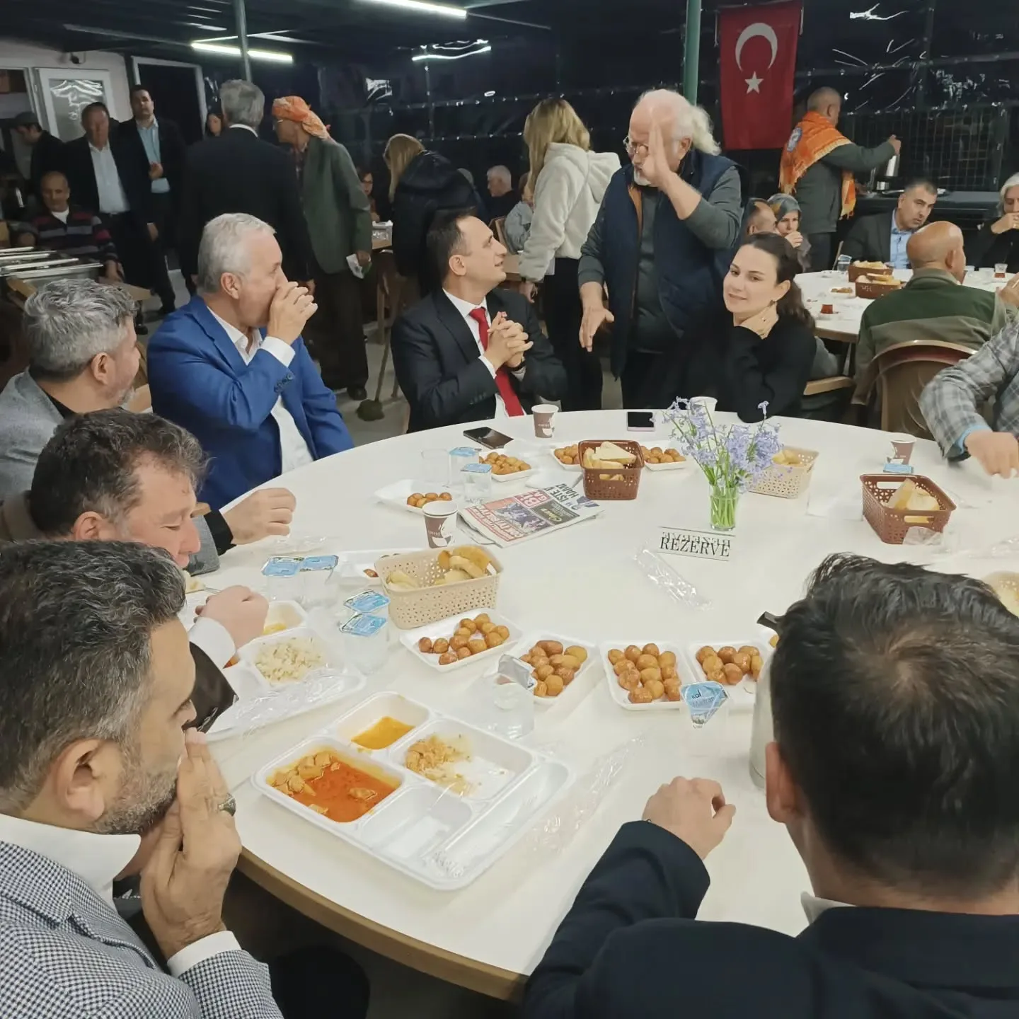 Ramazan geldi hoş geldi. OBA müzemizde iftar  yemeğimizi geniş katılımla Akrabalarımız bir…