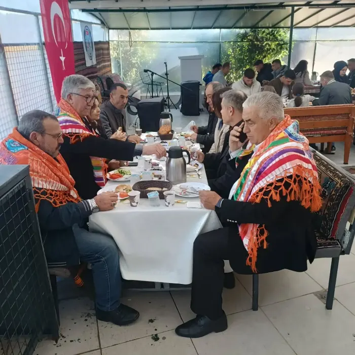 Bugün Tugay komutanımız tuğgeneral Halil Ünver ve silah arkadaşları misafirimiz oldular. K…