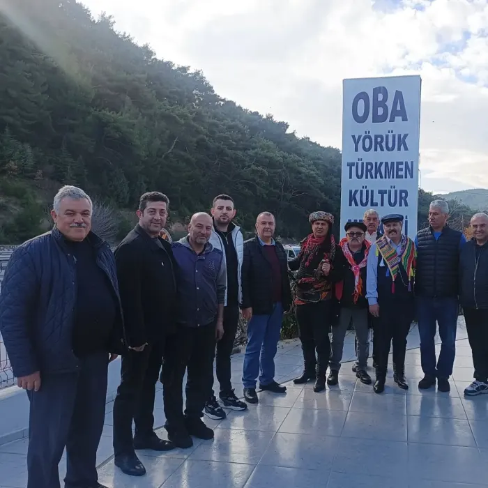 Aralık ayının geleneksel akraba kahvaltımızı yaptık. Yeni arkadaşlar edindik. Akrabalarımı…
